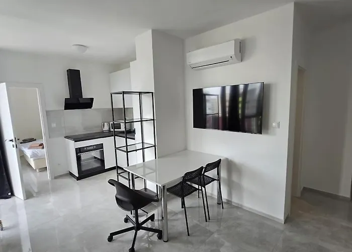 Air Conditioned 2 Vienna Gate, 4 Appartement Bratislava