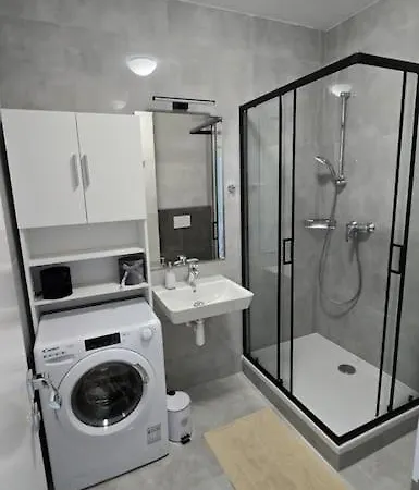 Air Conditioned 2 Vienna Gate, 4 Appartamento Bratislava