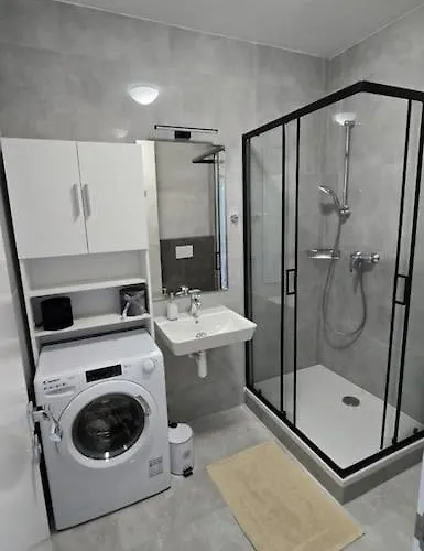 Air Conditioned 2 Vienna Gate, 4 Apartmán Bratislava